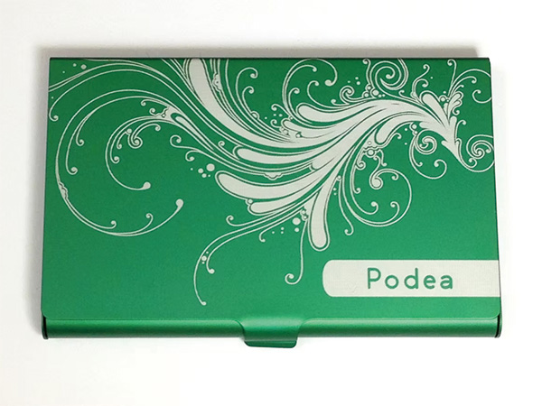 名刺入れへのレーザー刻印