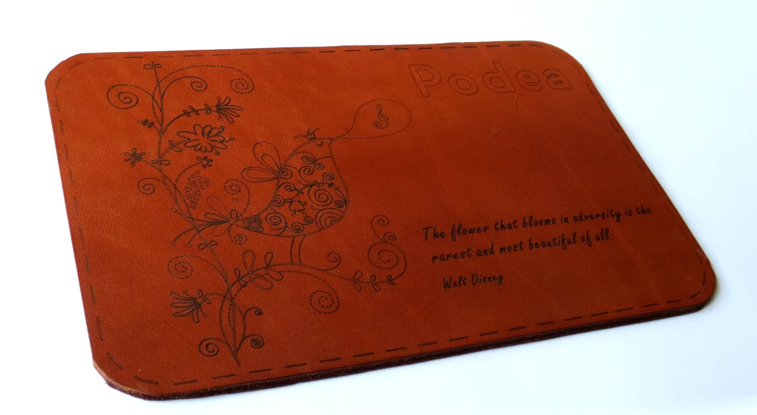 サドルレザーの革マウスパッド